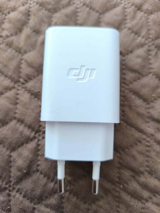 carregador original dji como novo