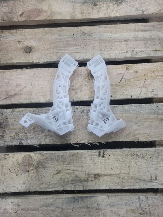 Кріплення переднього бампера Mazda 3 bk седан кріплення Мазда 3 БК