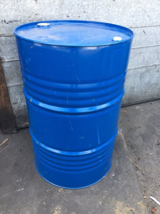 Продам бочки металеві.