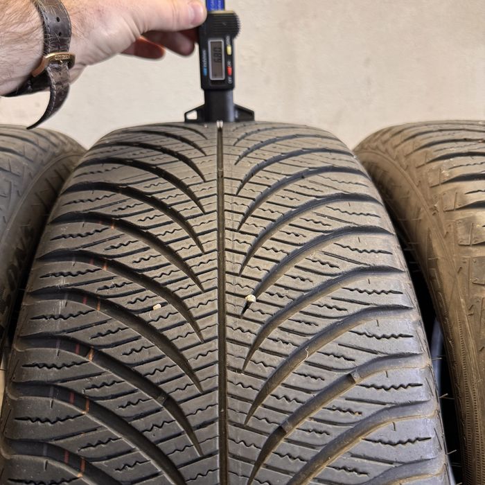 4 шт всесезон 215/50/17 goodyear vector 4 season