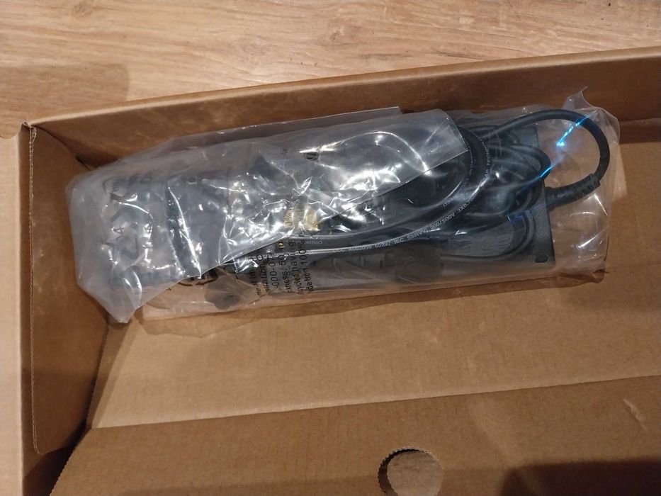 Laptop ACER Nitro V 15 ANV15-51-52X2 nowy