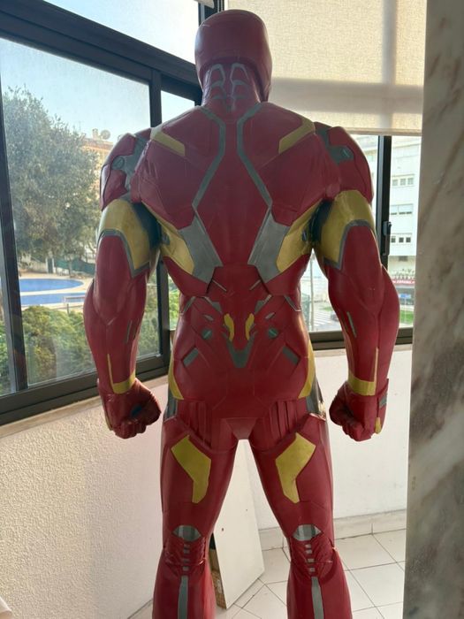Iron Man 1,95 metros
