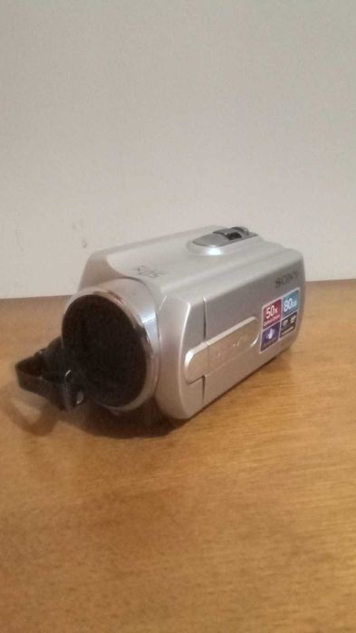 Vendo/Troco camara de vídeo Nova