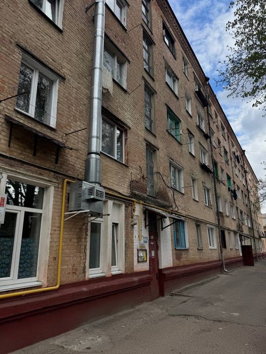 Кімната в центрі Чернігова — розумна ціна (МО)