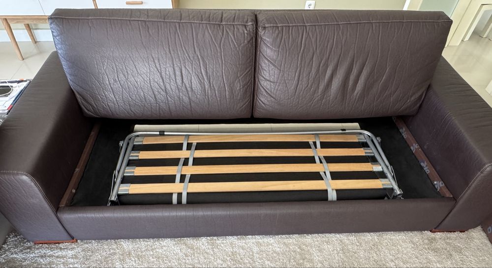 Sofa cama - excelente estado de conservaçao