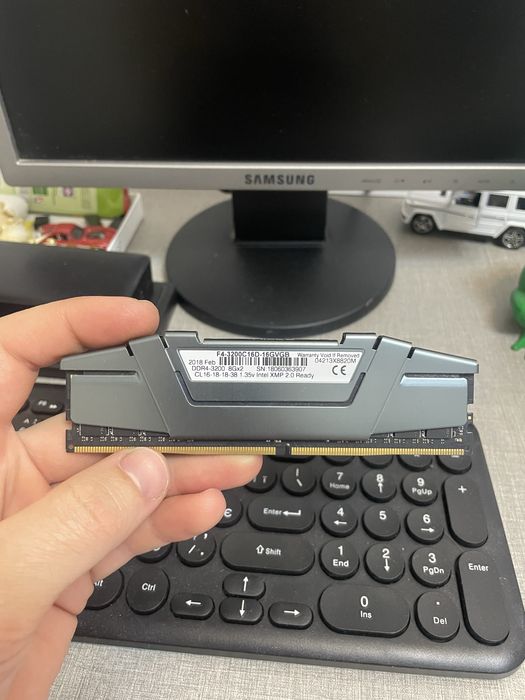 Оперативна пам’ять G.SKILL Ripjaws V DDR4 3200 MHz