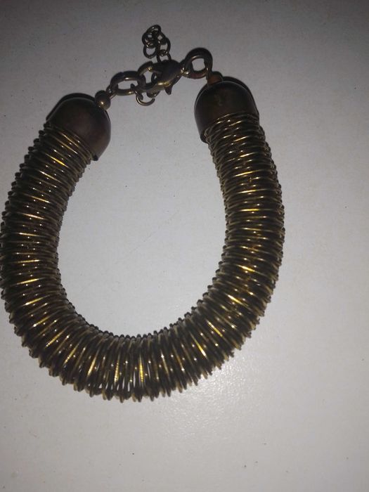 Pulseira em metal