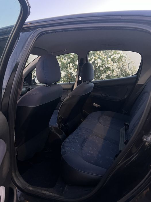 Peugeot 206 1.1 (221.000km) ano - 2000