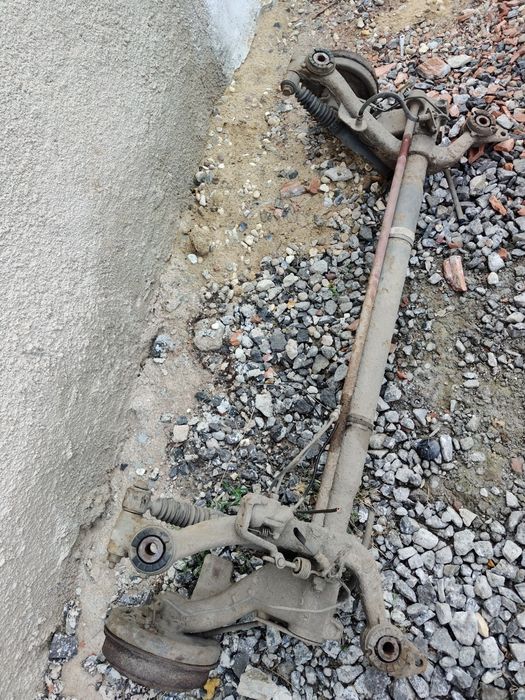 Belka tył skrętna peugeot 206 benzyna 2003 r