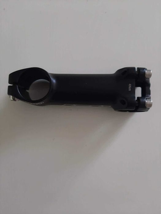 Mostek rowerowy PRO LT 90 mm +/- 6 stopni   26 / 25,4 mm