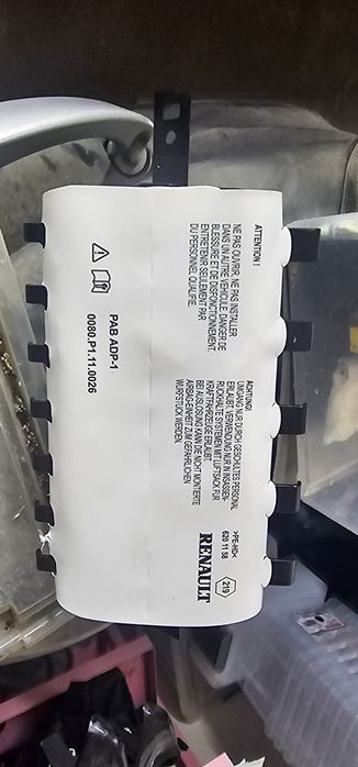 Air bag tablier Renault Clio 4