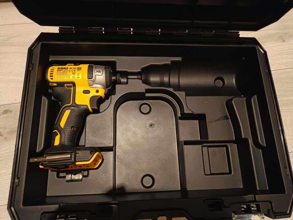 Zakretarka DeWalt dcf887