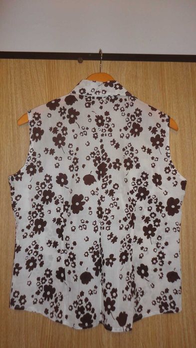 Camisa sem mangas de senhora florida Moda Ester