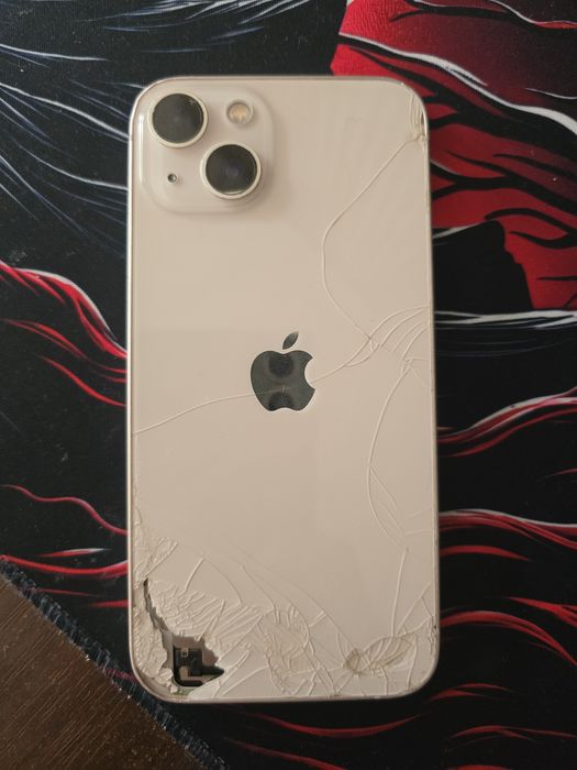 Apple iPhone 13 - 128 ГБ