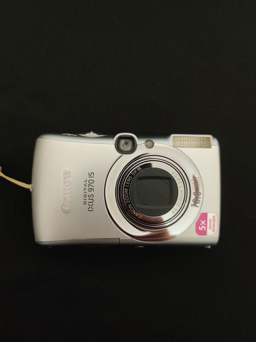 Canon Ixus 970 IS Aluminum Japan Вінтажна Мильниця фотоапарат