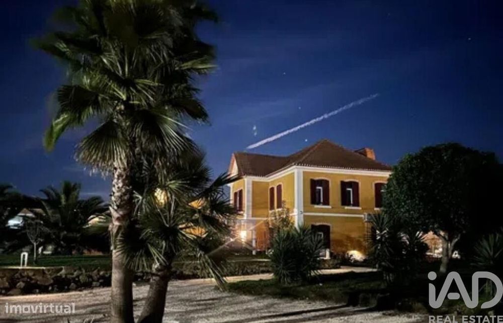 Casa tradicional T10 em Pedrógão Grande de 720,00 m2