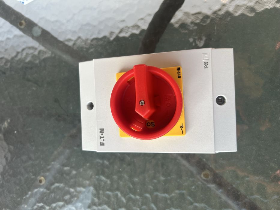 Eaton P1-25/I2/SVB 25A IP65 – Nowy, oryginalny, w pudełku