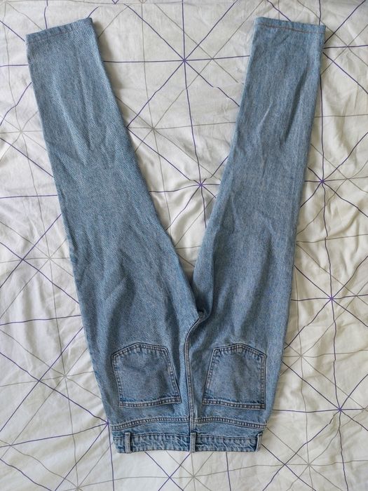 Jasnoniebieskie jeansy Primark, rozmiar 36, z wysokim stanem mom jeans