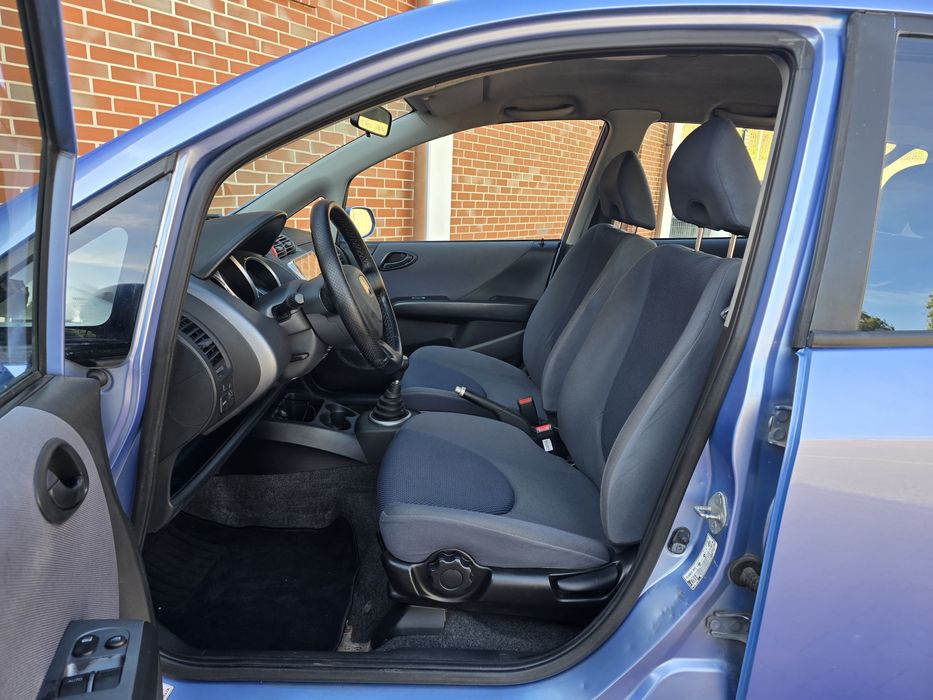 Honda Jazz 1.2 i-DSI 78cv |  AR CONDICIONADO