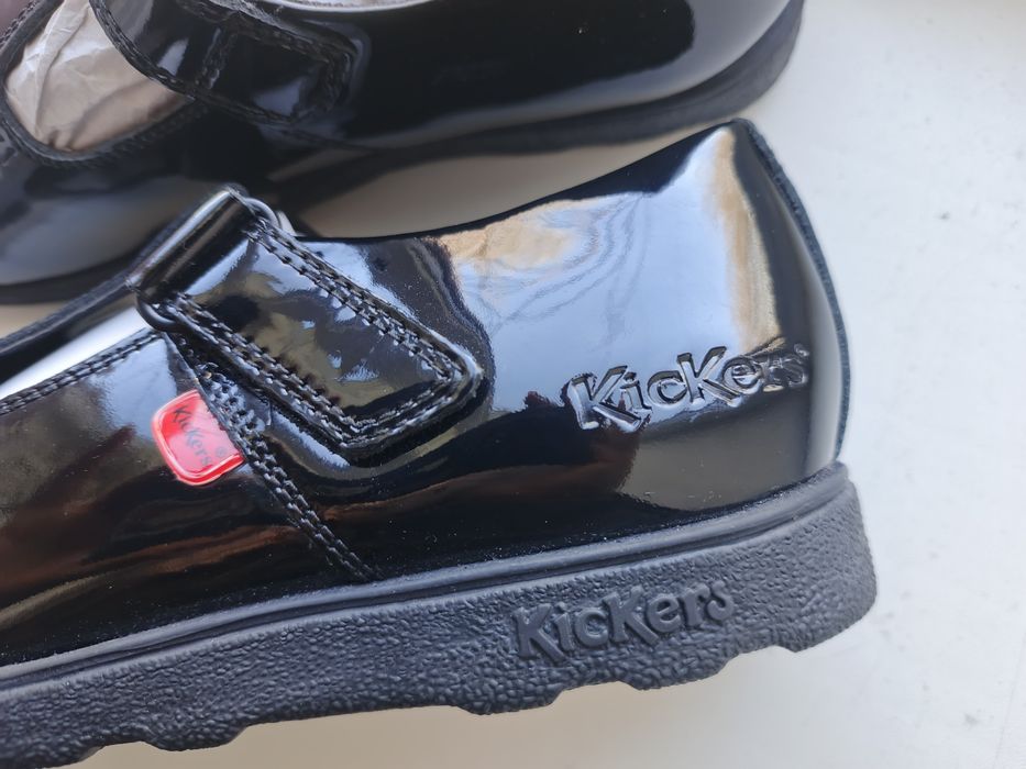 Нові туфлі KicKers 37 розмір