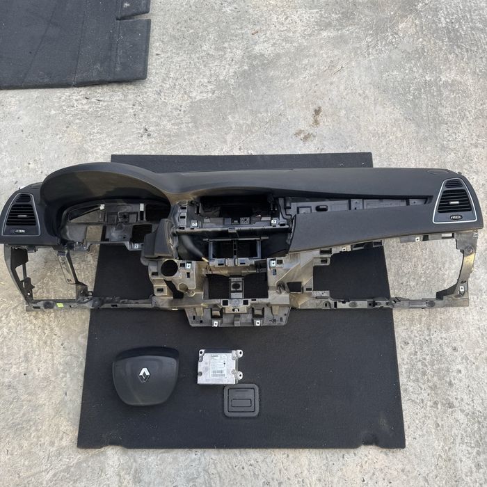 Розборка Рено лагуна 3 пенель торпеда консоль Laguna 3 K9K 782 430 M9R