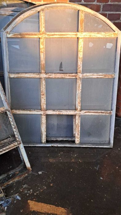 Okna loftowe metalowe używane