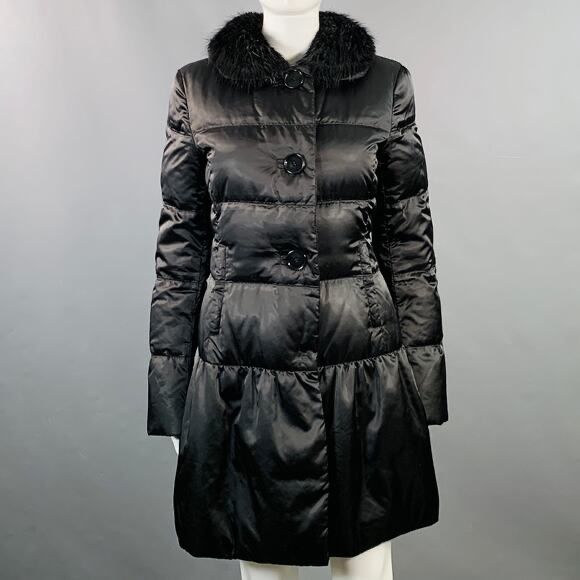 куртка Prada Milano з хутряним комірцем