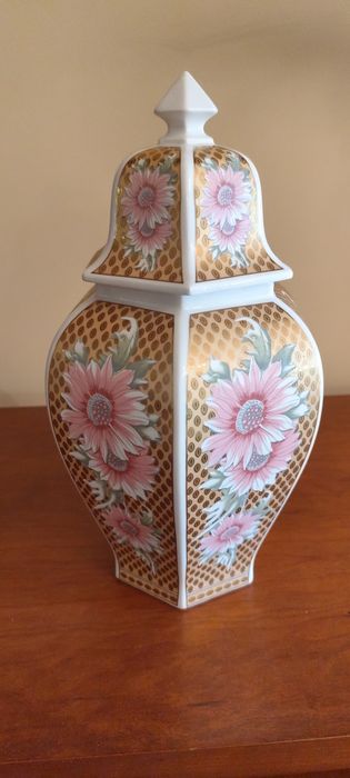 Jarro decorativo em porcelana com tampa – Made in Italy
