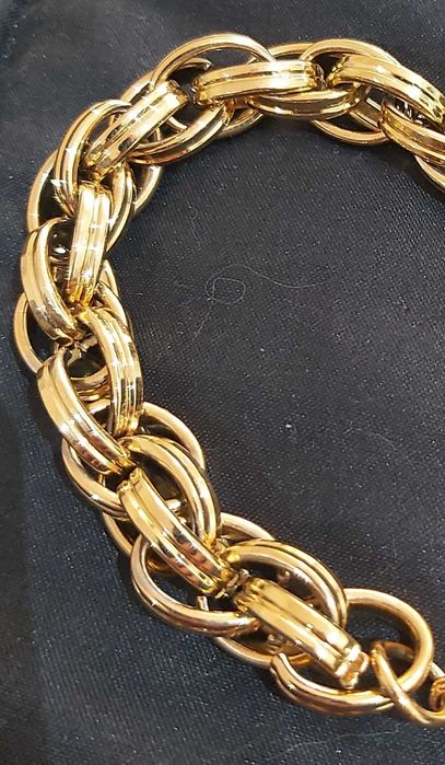 Pulseira grossa em aço inoxidável