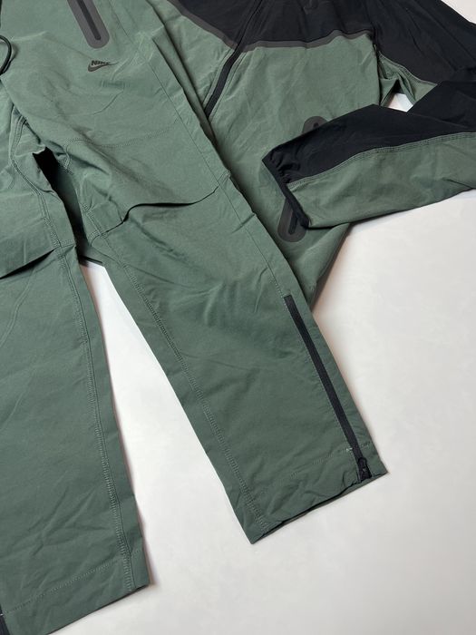 Костюм Nike Tech Woven костюм нейлоновий найк теч