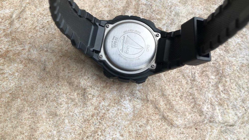 Чоловічий годинник Q&Q quartz