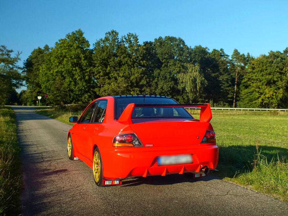 Mitsubishi Lancer Evolution Evo 9 Replika