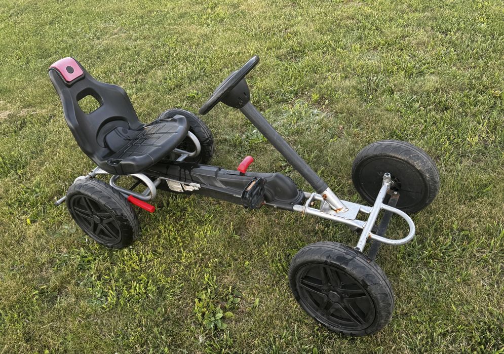 Duży gokart na pedały