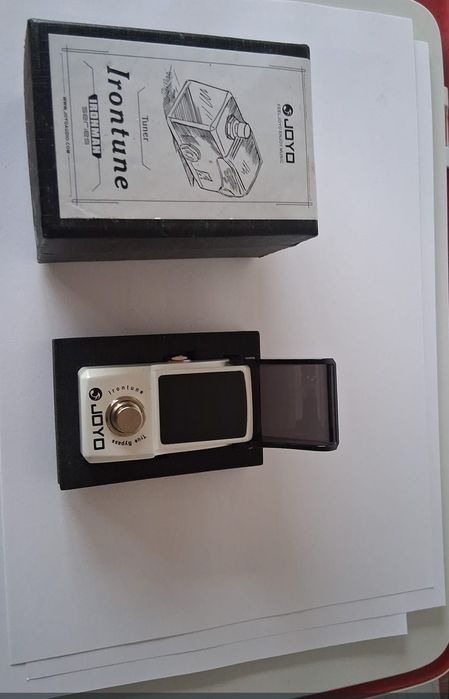 Vendo vários  pedais baixo 400 todos