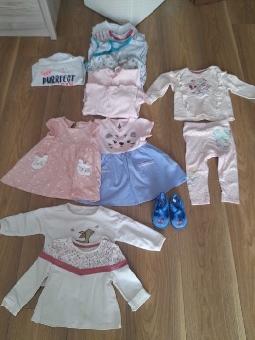 Zestaw ubranek dla dziewczynki 74 80