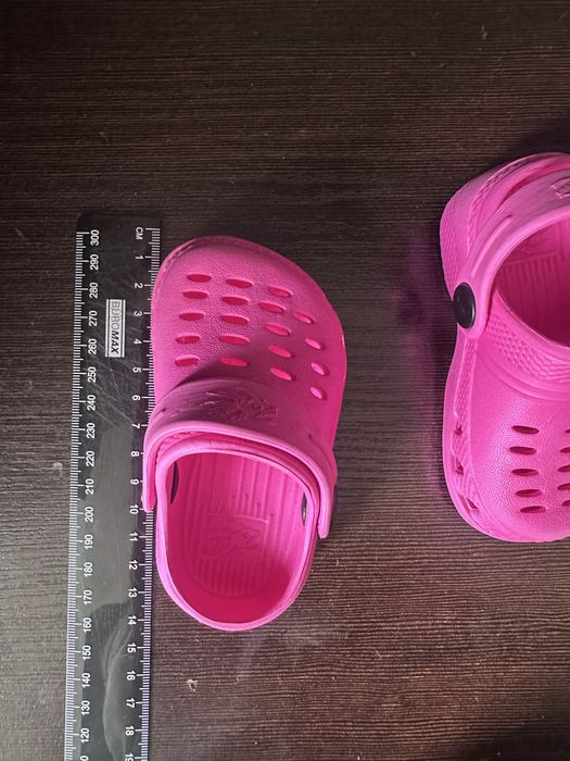 Крокси для дівчинки