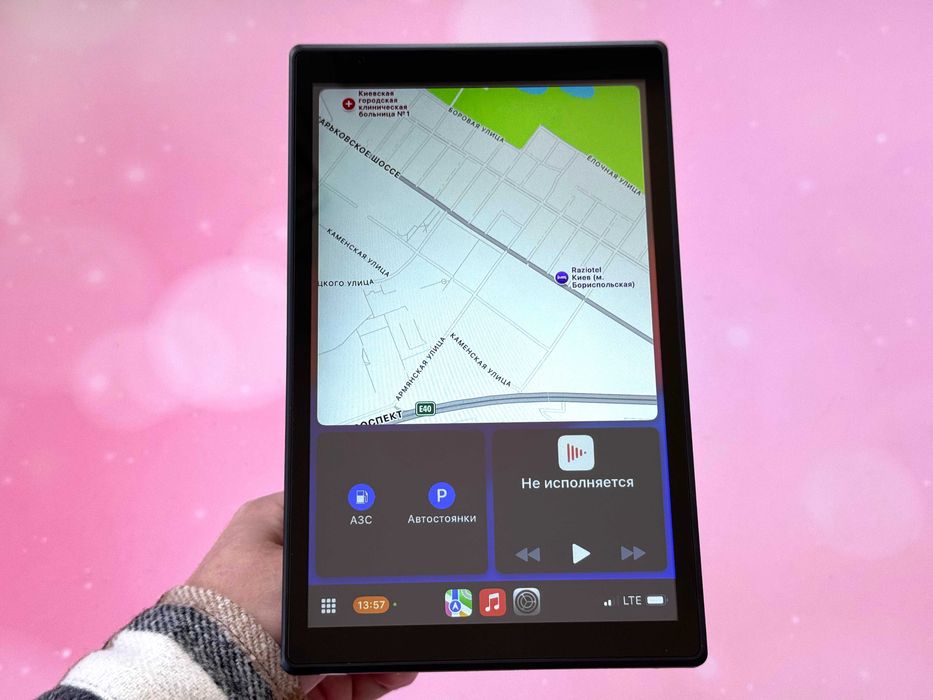 Удобнейшая внешняя магнитола с CarPlay и Android Auto