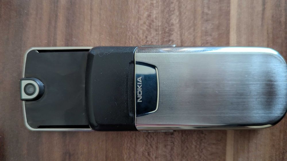 Продам Nokia 8800