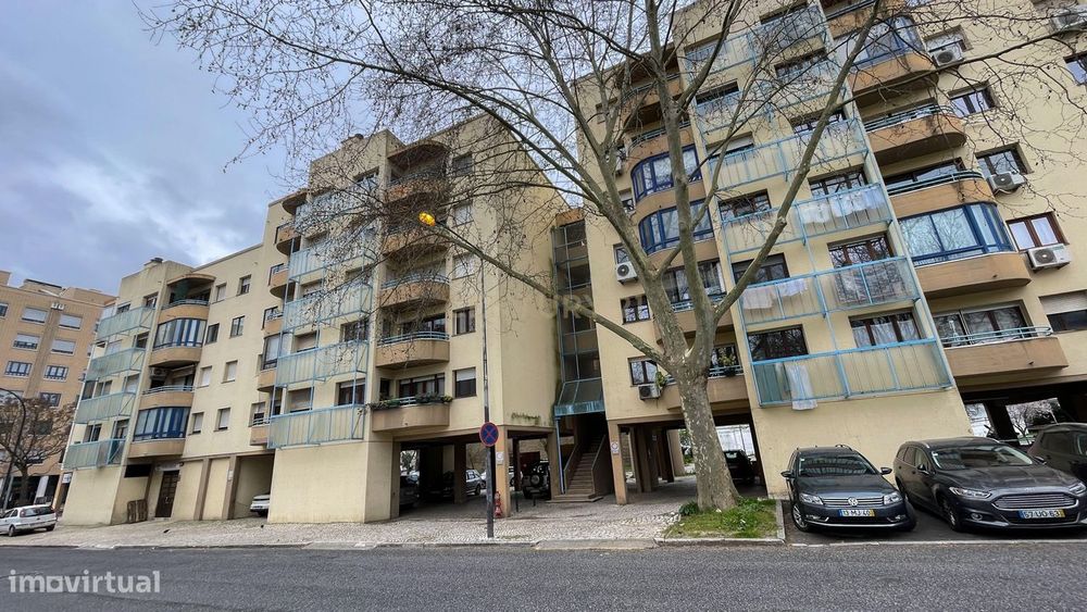 Apartamento T3 - Telheiras - 5 min Metro
