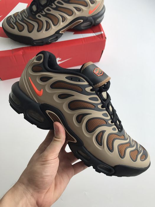 Кросівки Nike Air max plus Drift 43,44 Art FZ3041 200: 4 550 грн