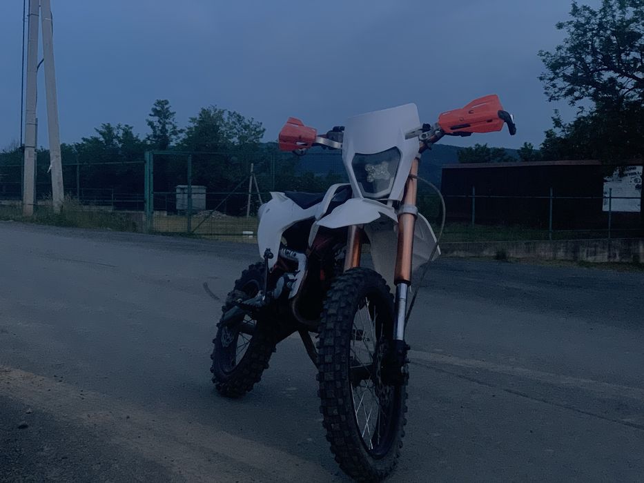 Пітбайк 125 хорошому станьі