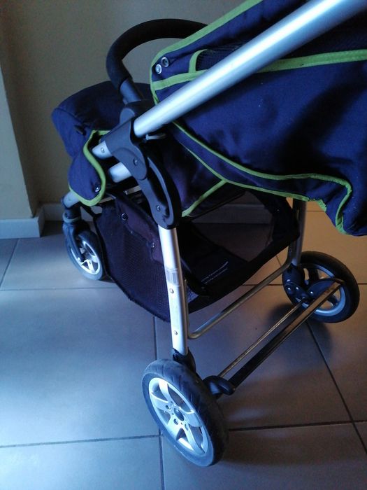 Carrinho zippy azul