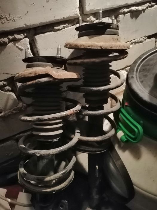 Продам стойки форд фокус