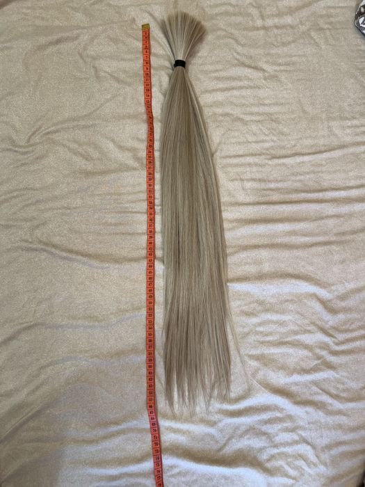 Натуральные волосы б/у 130гр 65см