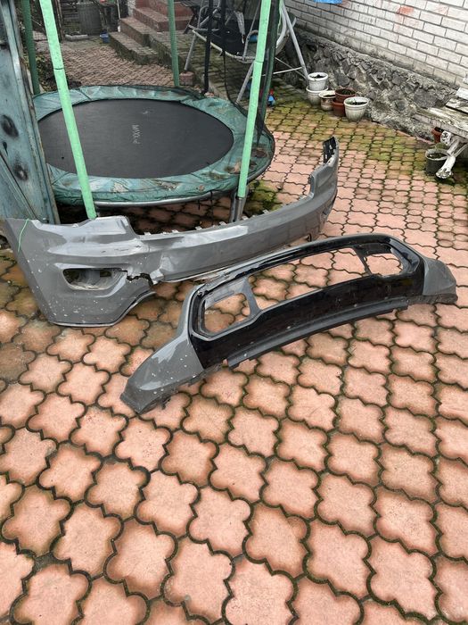 Бампер Jeep Grand Cherokee WK2 2021 оригінал під ремонт