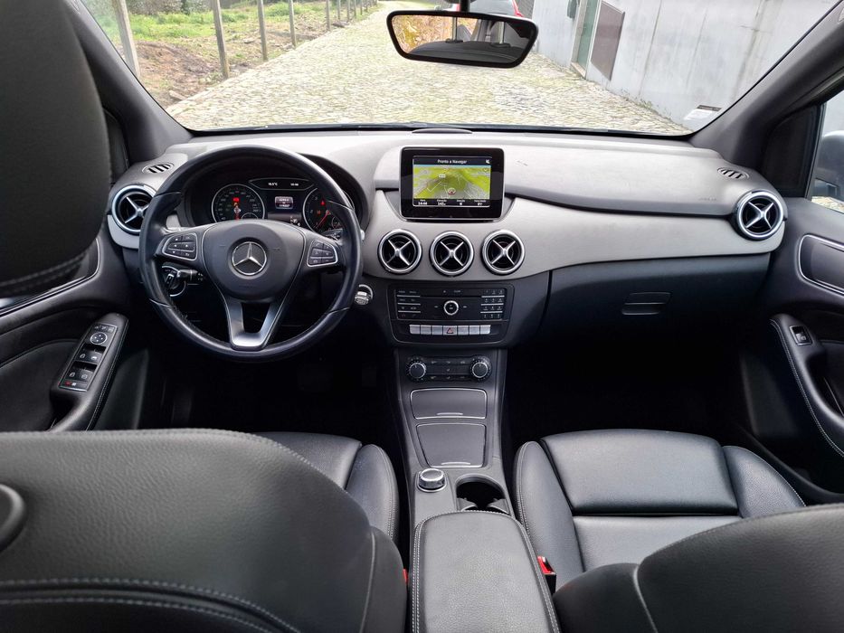 Mercedes B 180 d Style [CX Aut) FULL EXTRAS 119 Mil kms Nacion de 2016
