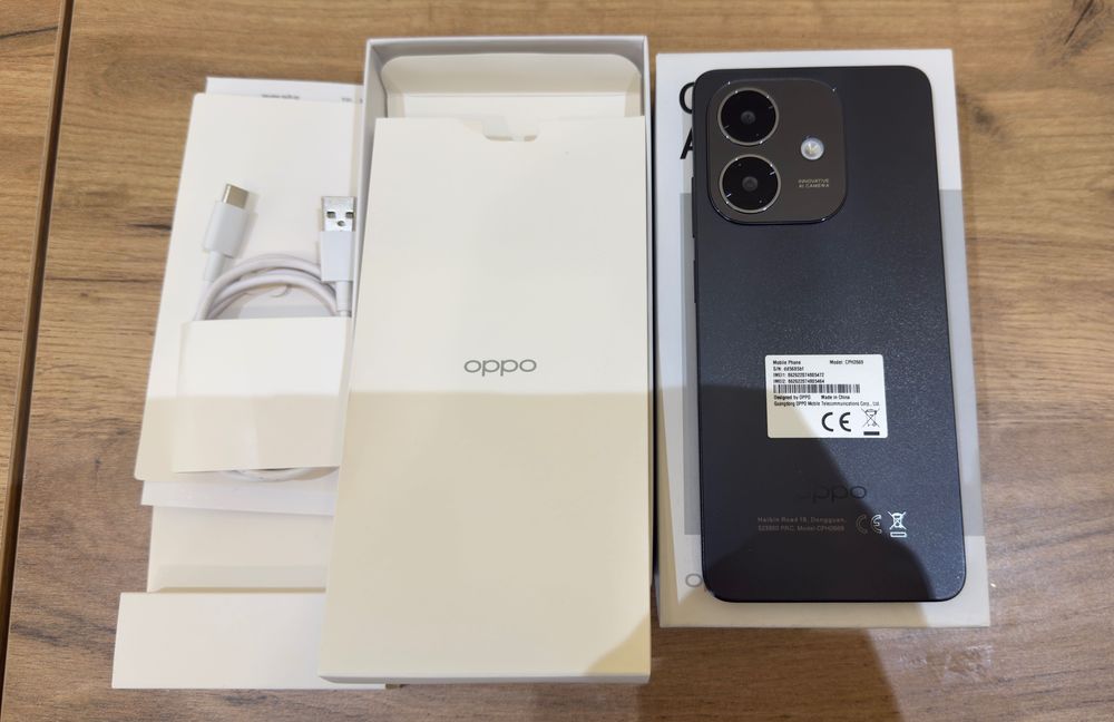 Telemóvel novo OPPO A40m