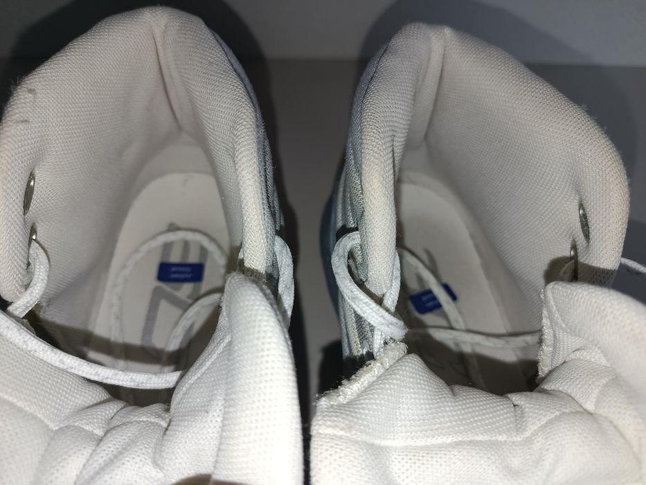 Under Armour nr 40--26 cm