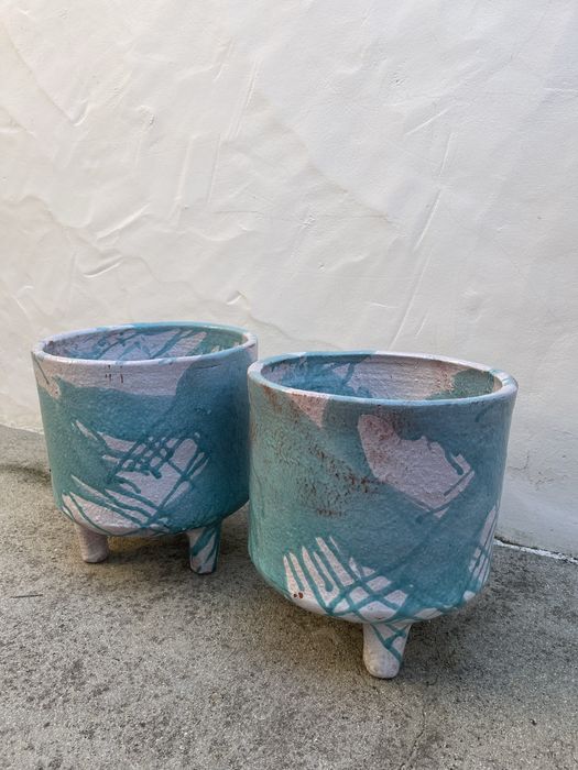 Set of Ceramic Vases with Turquoise Pattern – Modern Tripod Design