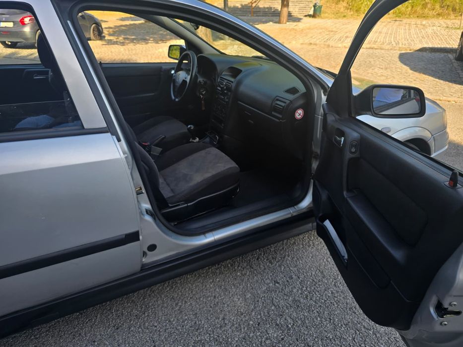 Opel Astra Caravan 2.0 DTi 5 Lugares